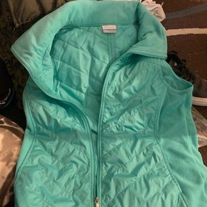 columbia zip-up vest